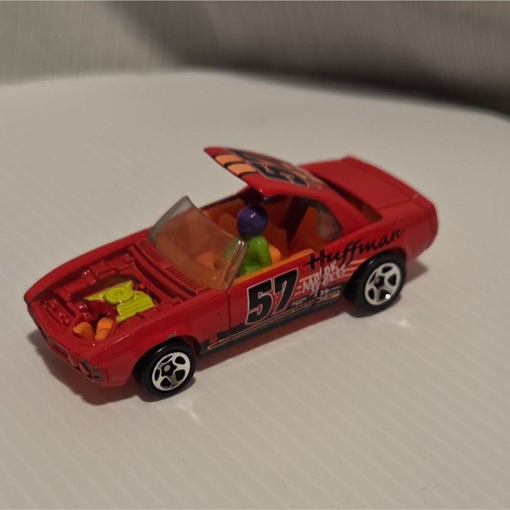 Hot Wheels Huffman Motor Sports Chevy Stocker Pop Up Driver Vintage Mattel EUC